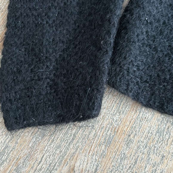 Mohair style cropped Rachel Max Sweater - Picture 2 of 3